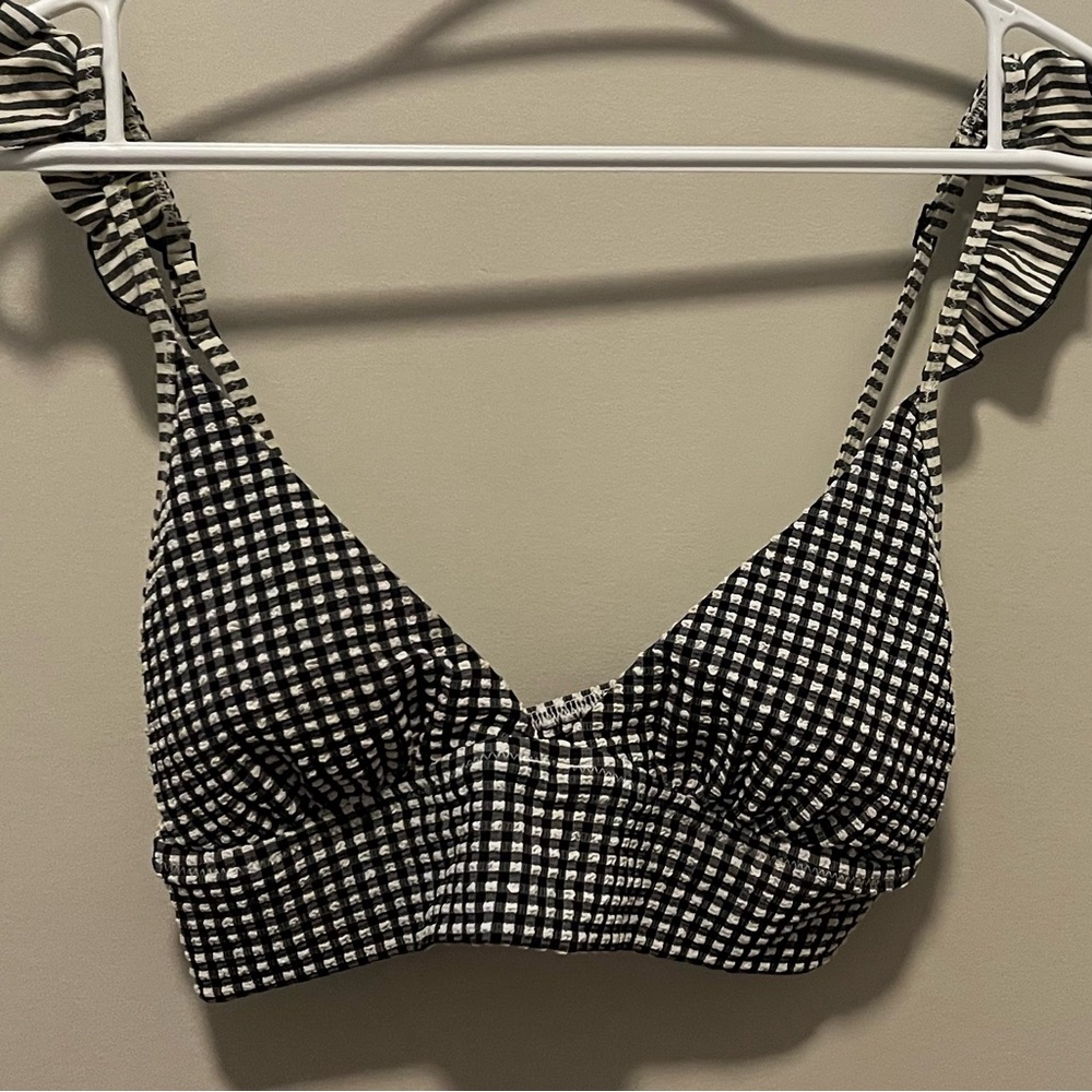 Aerie Seersucker Black and White Gingham Bikini Top with Ruffle Sleeves - Picture 2 of 5